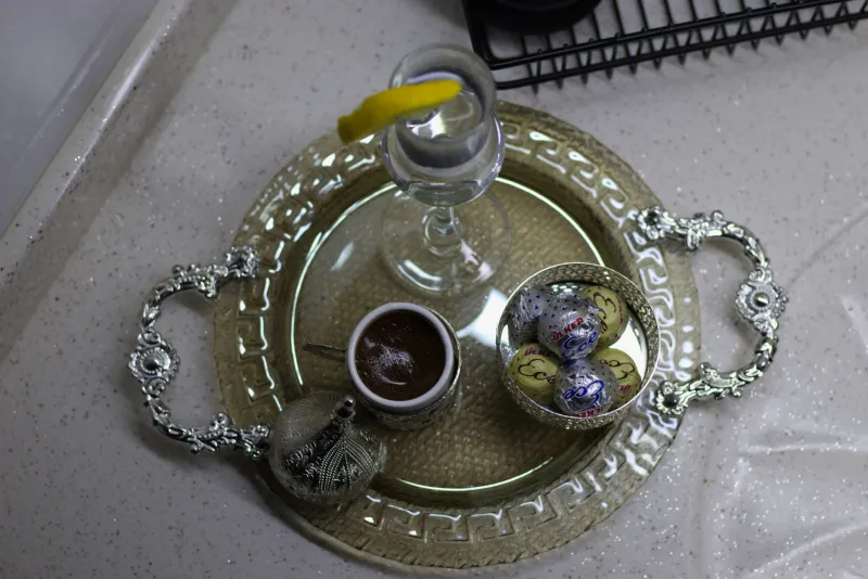 Çay vs. Kahve: The Hot Beverage Loyalty Test Every Turkish-American Fails Eventually