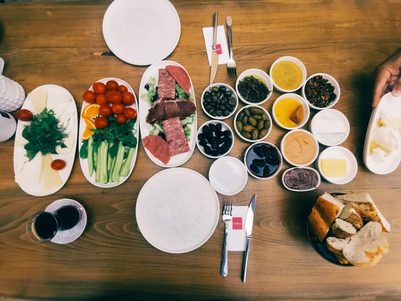Meze Wars: How Turkish Appetizers Took Over American Tables and Why the Hummus Argument Never Ends
